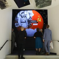 Foto: Svinīgi atklāta Latvijas Okupācijas muzeja jaunā ekspozīcija