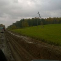 Kritiskais ceļa stāvoklis remontu laikā Latgalē: lasītāja automašīnai pārsit riepu