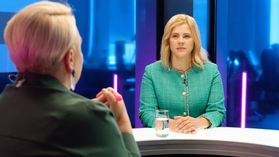 Kāpēc TV: Evika Siliņa - 7