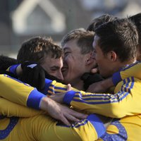 Čempione 'Ventspils' ļoti grūtā futbola virslīgas spēlē pieveic 'Gulbeni'