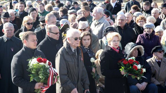 Lestenes Brāļu kapos