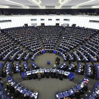 Eiroparlamentā vērtēs plašāku tiesību piešķiršanu Latvijas un Igaunijas nepilsoņiem
