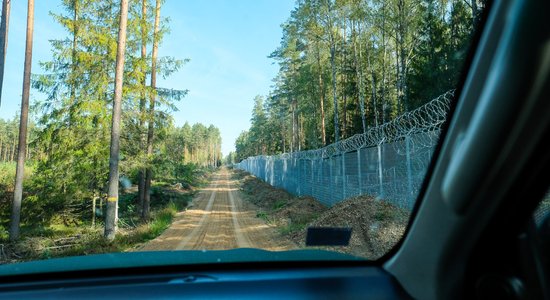 Pierobežā atrod mirušo nelegālo migrantu kapa vietas