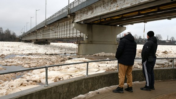 Jēkabpilī turpina applūst jaunas teritorijas - 11