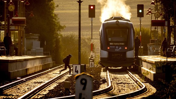 train, Wehrheim, Germany, vilciens