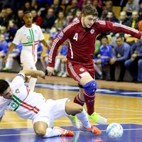 Atjaunotā Latvijas U-21 telpu futbola izlase pirmajā mačā cieš zaudējumu pret Portugāli