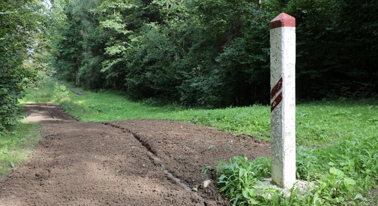 Aizvadītajā diennaktī nelikumīgi šķērsot Latvijas-Baltkrievijas robežu centās 101 persona