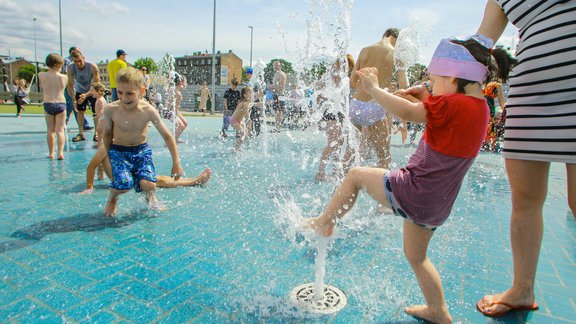 Centra sporta kvartāla rotaļu laukums - 23