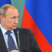 Putins uzskata, ka atsākt uzlidojumus Alepo 'nav mērķtiecīgi'