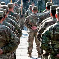 Ministrs: panākta vienošanās par sešām jaunām ASV karavīru izvietošanas vietām Polijā