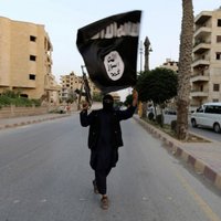 'Islāma valsts' džihādisti nocirtuši galvas astoņiem sīriešu kaujiniekiem un līķus piekāruši pie krustiem