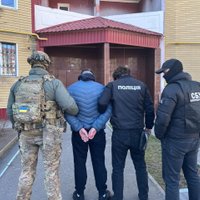 Ukrainā aiztur telefonkrāpnieku grupējumu; cietušie – arī no Latvijas 