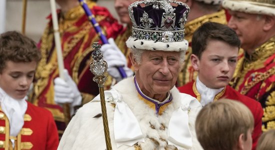Бывший дворецкий: Карл III отречется от престола через 10 лет в пользу принца Уильяма