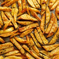 'Tasty' eksperiments ar frī kartupeļiem: nogatavināt cepeškrāsnī vai divreiz vārīt eļļā?