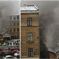 Brīvības ielā Rīgā deg angārs; viens bojāgājušais un trīs cietušie