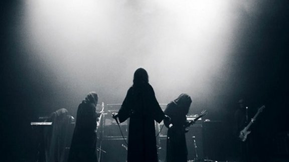 Amerikāņu grupa “SUNN O)))”