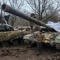 Karadarbība Ukrainā turpināsies visu 2023. gadu, prognozē SAB