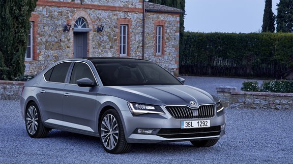 Škoda Superb