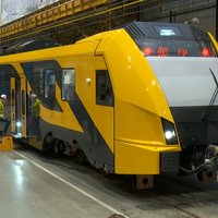 'Pasažieru vilciens': jauno elektrovilcienu piegāžu sākotnējā plānā kara dēļ varētu būt nobīdes
