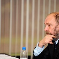 Rīgas domnieks Jurēvics aicina VDD izvērtēt Buzajeva izteikumus par 'specoperācijas mērķu paplašināšanu'