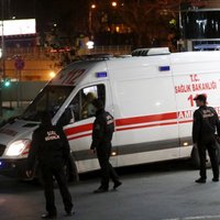 Ķīlnieku krīze Stambulā beidzas ar divu teroristu nāvi