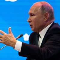 Krievija ir gatava nosūtīt uz Baltkrieviju papildspēkus; krievu algotņu lietā Putins saskata ASV pirkstu