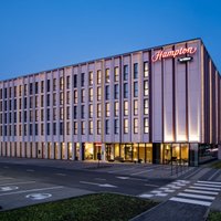 ФОТО. В Риге открылся первый отель Hampton by Hilton: как он выглядит изнутри