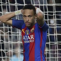 'FC Barcelona' lūdz Neimaram noliegt baumas par pāreju uz PSG