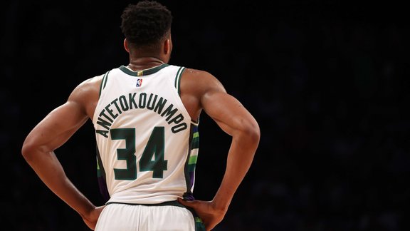 Giannis Antetokounmpo, Jannis Adetokunbo 