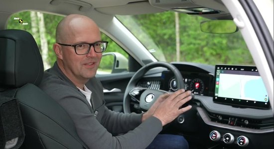 Video: "Sixt" vadītājs Latvijā izmēģina jauno "Škoda Superb"
