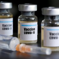 Francija, Vācija, Itālija un Nīderlande izveido aliansi koronavīrusa vakcīnas izgatavošanai Eiropā