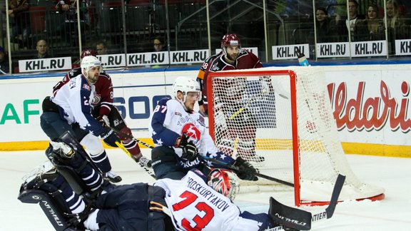 Hokejs, KHL spēle: Rīgas Dinamo - Ņižņijnovgorodas Torpedo