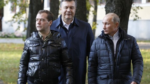 Yanukovich, Medvedev, Putin