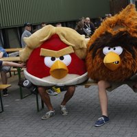 Japānas 'Sega' piedāvā iegādāties 'Angry Birds' izstrādātāju
