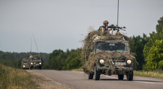 Drīzumā Latvijā paredzētas vairākas plašas starptautiskas militārās mācības
