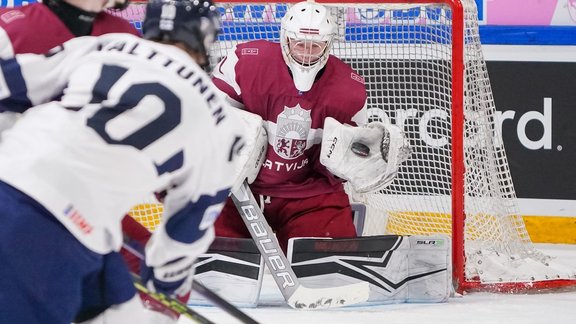 Hokejs, pasaules U-18 čempionāts: Latvija - Somija