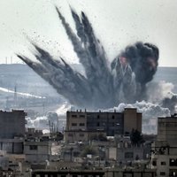 Kurdu karotāji padzinuši 'Islāma valsti' no Kobanes