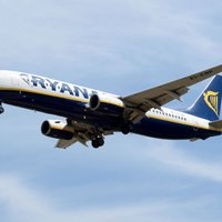 'Ryanair' aicina neuzķerties uz viltus bezmaksas biļetēm sociālajos tīklos