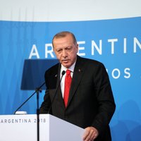 Экономический кризис в Турции бьет по популярности Эрдогана