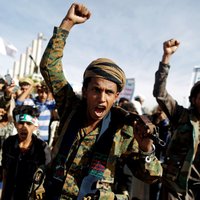 Jemenas hutiešu nemiernieki draud uzbrukt mērķiem AAE