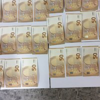 Trīs Latvijas iedzīvotāji no ārvalstīm pasūtījuši viltotas 50 eiro banknotes