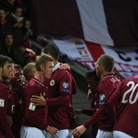 Latvijas futbola izlase FIFA rangā pakāpjas par vienu pozīciju