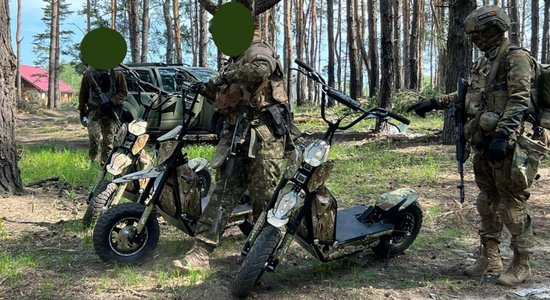 Украина просит 68 военных скутеров Mosphera латвийского производства