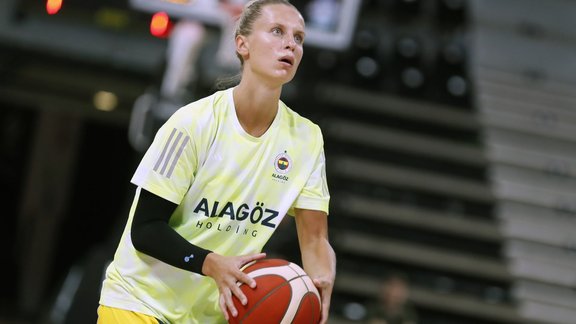 Kitija Laksa, basketbols, Fenerbahce