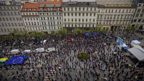 Protests Prāgā pret prezidenta politiku - 5