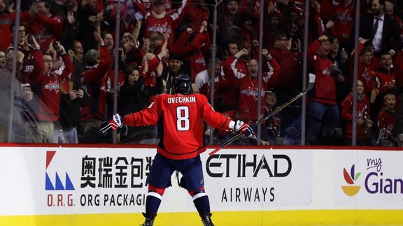 Alex Ovechkin Washington Capitals celebrates 1000th career point