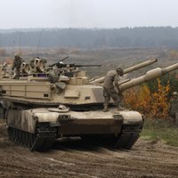 Latvijā ieradušies 225 ASV karavīri; tankus nogādās nākamnedēļ