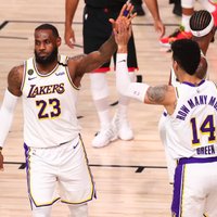 'Lakers' pēc desmit gadu pārtraukuma sasniedz Rietumu konferences finālu