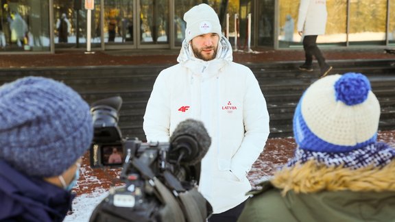 Sportistu izlidošana uz Pekinas olimpiskajām spēlēm, 2. februāris 