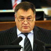KNAB soda Saeimas deputātu Zujevu par aizliegtu amata savienošanu